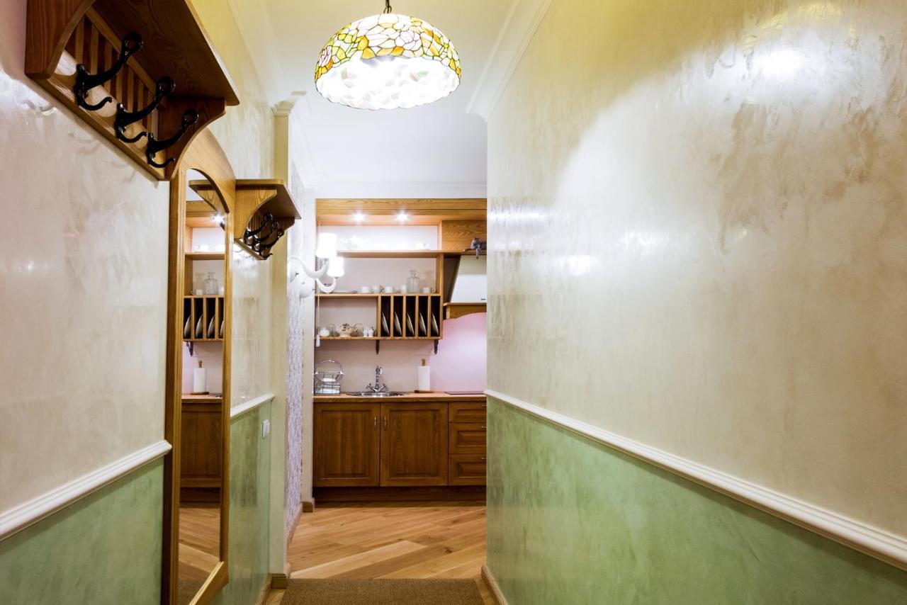 Dzirnavu 92, Free Private Parking Apartman Riga Kültér fotó