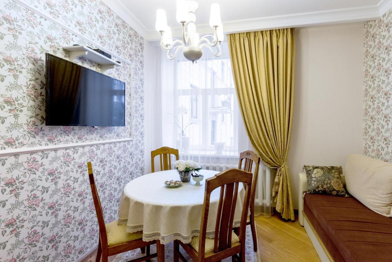 Dzirnavu 92, Free Private Parking Apartman Riga Kültér fotó